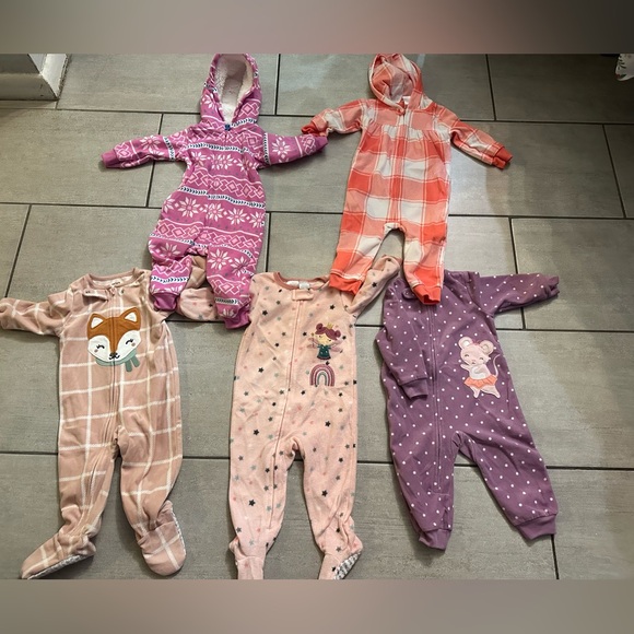 Carter's Other - 5 pajamas frizz